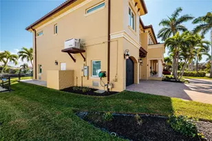 1976 Kansas Ave NE, Saint Petersburg, FL 33703 - Photo 5