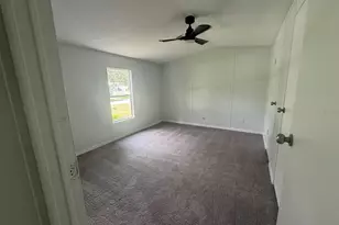 9053 Bourbon St, New Port Richey, FL 34654 - Photo 5