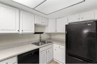 3357 38th Street #B, Saint Petersburg, FL 33711 - Photo 17