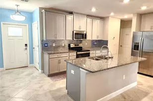 17009 Clear Cork Dr, Wimauma, FL 33598 - Photo 5