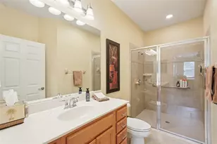 7935 Moonstone Dr, Sarasota, FL 34233 - Photo 11