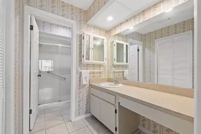 725 83rd Avenue N #205, Saint Petersburg, FL 33702 - Photo 15