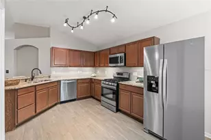 6006 Chellas Ct, Lutz, FL 33558 - Photo 11