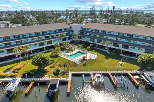 9604 Cortez Rd W, Bradenton, FL 34210 - Photo 3