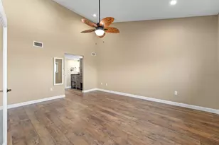 9604 Cortez Rd W, Bradenton, FL 34210 - Photo 15