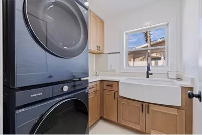 7827 9th Avenue S, Saint Petersburg, FL 33707 - Photo 21