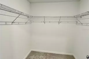 36113 Risa Michele St, Zephyrhills, FL 33541 - Photo 17