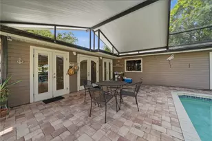 1868 Juarez Way S, Saint Petersburg, FL 33712 - Photo 45