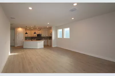 31406 Pendleton Landing Circle, Wesley Chapel, FL 33545 - Photo 7