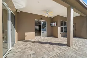 2712 Abbey Grove Dr, Valrico, FL 33594 - Photo 27