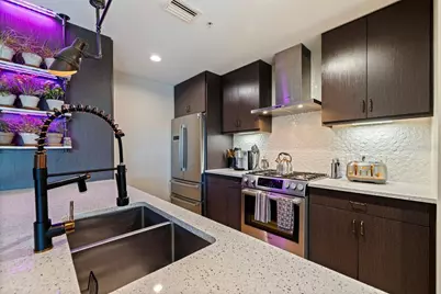 199 Dali Boulevard #402, Saint Petersburg, FL 33701 - Photo 15