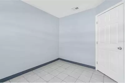 140 112th Avenue N #4, Saint Petersburg, FL 33716 - Photo 11