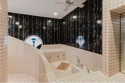 4404 Old Orchard Drive, Tampa, FL 33618 - Photo 59
