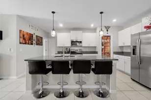 6959 King Crk Dr, Sun City Center, FL 33573 - Photo 7