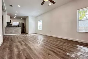2100 Auburn St S, Saint Petersburg, FL 33712 - Photo 17