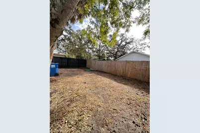 2100 Auburn Street S, Saint Petersburg, FL 33712 - Photo 13