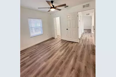 2100 Auburn Street S, Saint Petersburg, FL 33712 - Photo 25