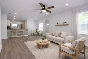 2100 Auburn St S, Saint Petersburg, FL 33712 - Photo 11