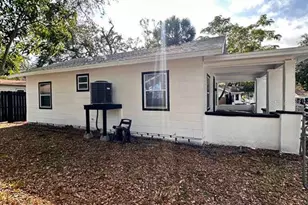 2100 Auburn St S, Saint Petersburg, FL 33712 - Photo 9