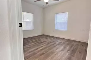 2100 Auburn St S, Saint Petersburg, FL 33712 - Photo 35