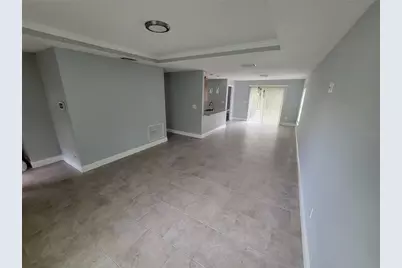 1607 E Linebaugh Ave, Tampa, FL 33612 - Photo 7