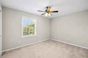 13758 Orange Sunset Dr, Tampa, FL 33618 - Photo 15