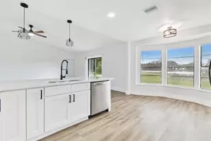 18208 State Rd 52, Land O Lakes, FL 34638 - Photo 9