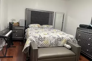 5432 NW 168th Terrace, Miami Gardens, FL 33055 - Photo 9