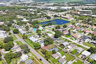 842 Amelia Ct NE, Saint Petersburg, FL 33702 - Photo 29