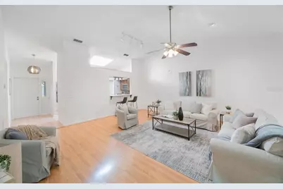 842 Amelia Court NE, Saint Petersburg, FL 33702 - Photo 17