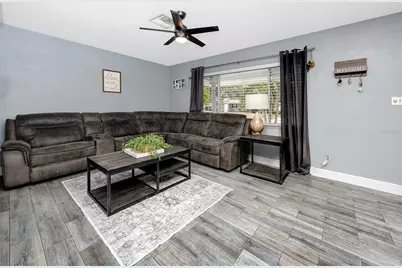 8920 109th Lane, Seminole, FL 33772 - Photo 7