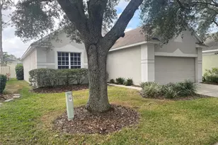 9307 Huntington Park Way, Tampa, FL 33647 - Photo 3