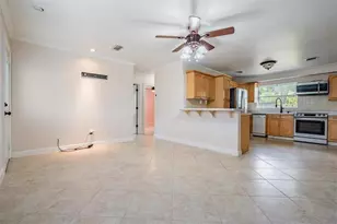 1373 Pinebrook Dr, Clearwater, FL 33755 - Photo 3