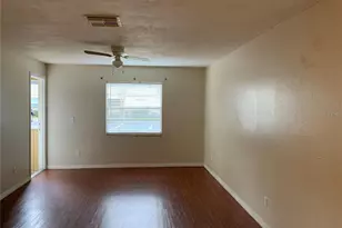 233 Red Maple Pl, Brandon, FL 33510 - Photo 13