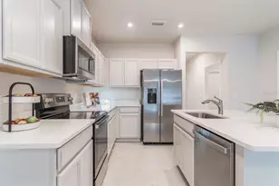 17897 Turning Leaf Cir, Land O Lakes, FL 34638 - Photo 7