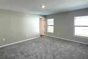 5761 Helmsman Ct, Tampa, FL 33619 - Photo 11