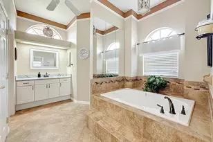 2387 Hillcreek Cir E, Clearwater, FL 33759 - Photo 19