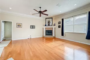 2387 Hillcreek Cir E, Clearwater, FL 33759 - Photo 31