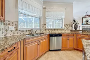 2387 Hillcreek Cir E, Clearwater, FL 33759 - Photo 27