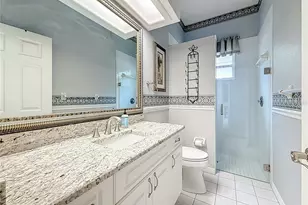 2387 Hillcreek Cir E, Clearwater, FL 33759 - Photo 39