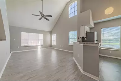9028 Lake Chase Island Way #9028, Tampa, FL 33626 - Photo 7