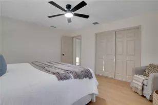 2050 67th Ave N, Saint Petersburg, FL 33702 - Photo 13