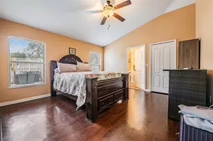 6431 Taylor Ct, New Port Richey, FL 34653 - Photo 11