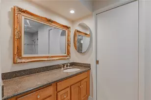 3401 Pico Dr, Tampa, FL 33614 - Photo 23