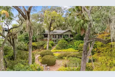 617 S Riverhills Drive, Temple Terrace, FL 33617 - Photo 9