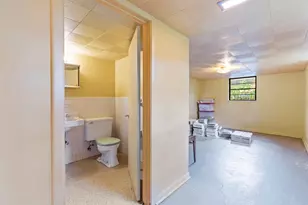 617 S Riverhills Dr, Temple Terrace, FL 33617 - Photo 43