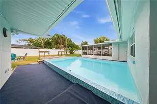 6725 17th Ln N, Saint Petersburg, FL 33702 - Photo 17