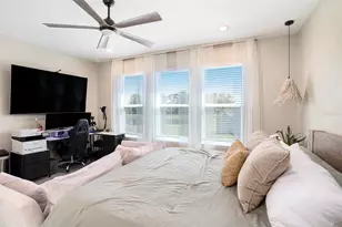 10914 Fieldstone Dr, Palmetto, FL 34221 - Photo 11