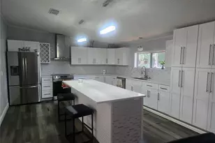 4314 Lane Rd, Zephyrhills, FL 33541 - Photo 13