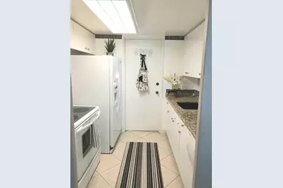 880 Mandalay Avenue #C1110, Clearwater Beach, FL 33767 - Photo 13